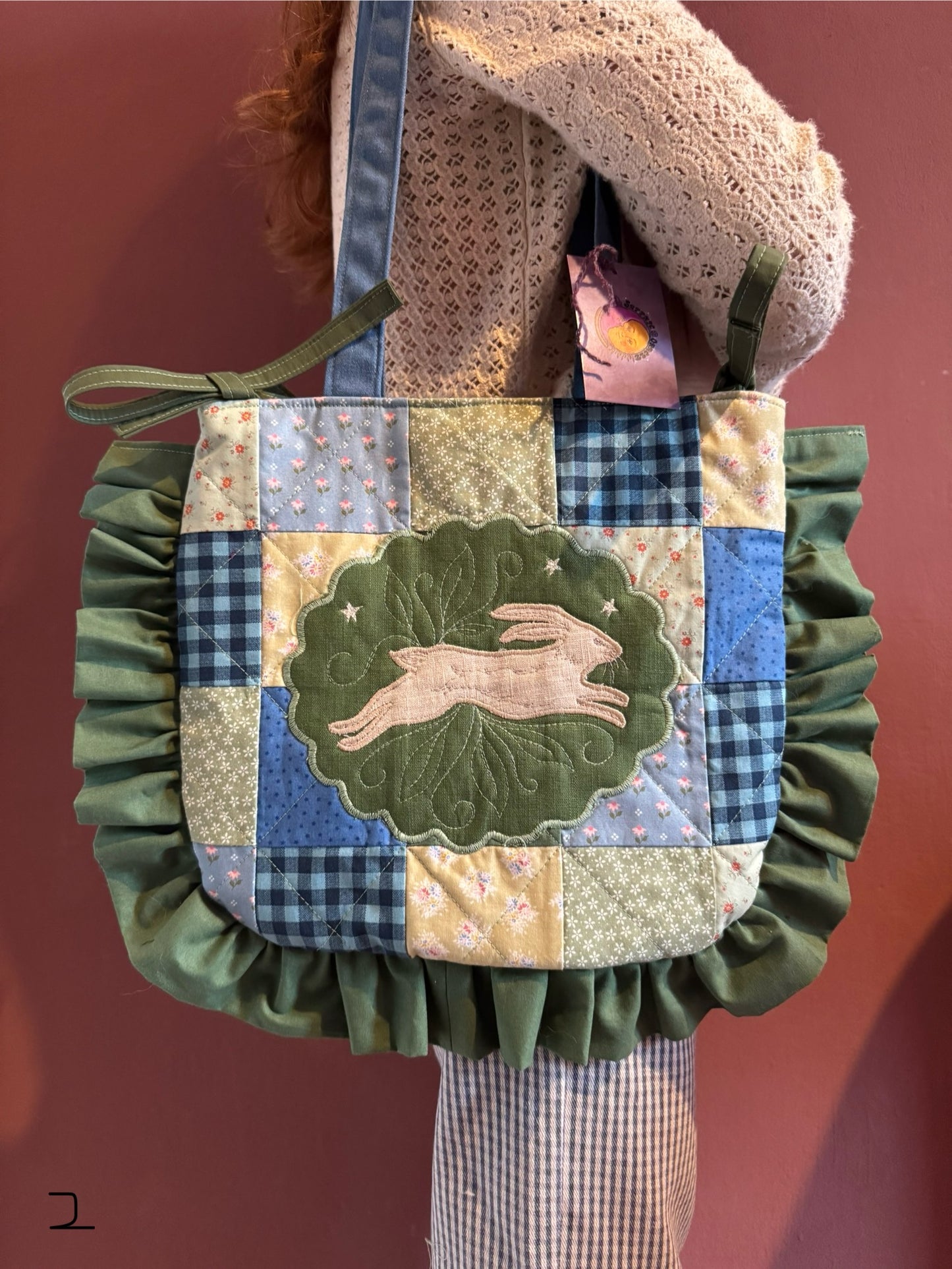 Patchwork Frilly Hare(2)