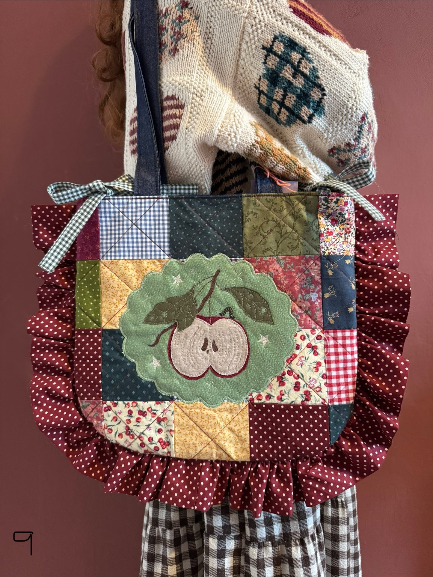 Frilly Quilted Patchwork Apple(9)