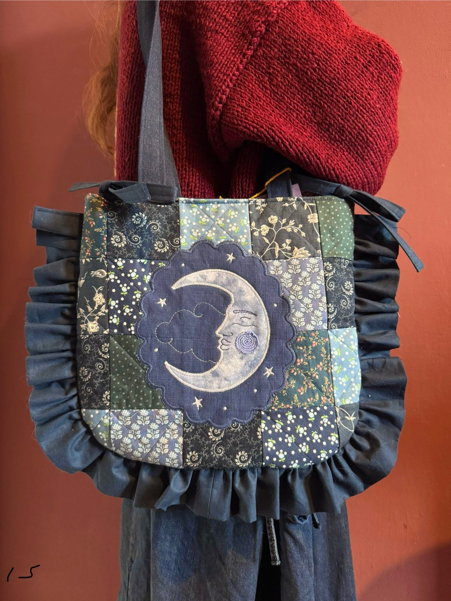 Patchwork Frilly Moon(15)