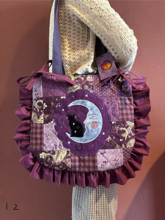 Patchwork Frilly Moon(12)