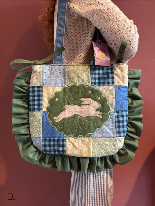 Patchwork Frilly Hare(2)