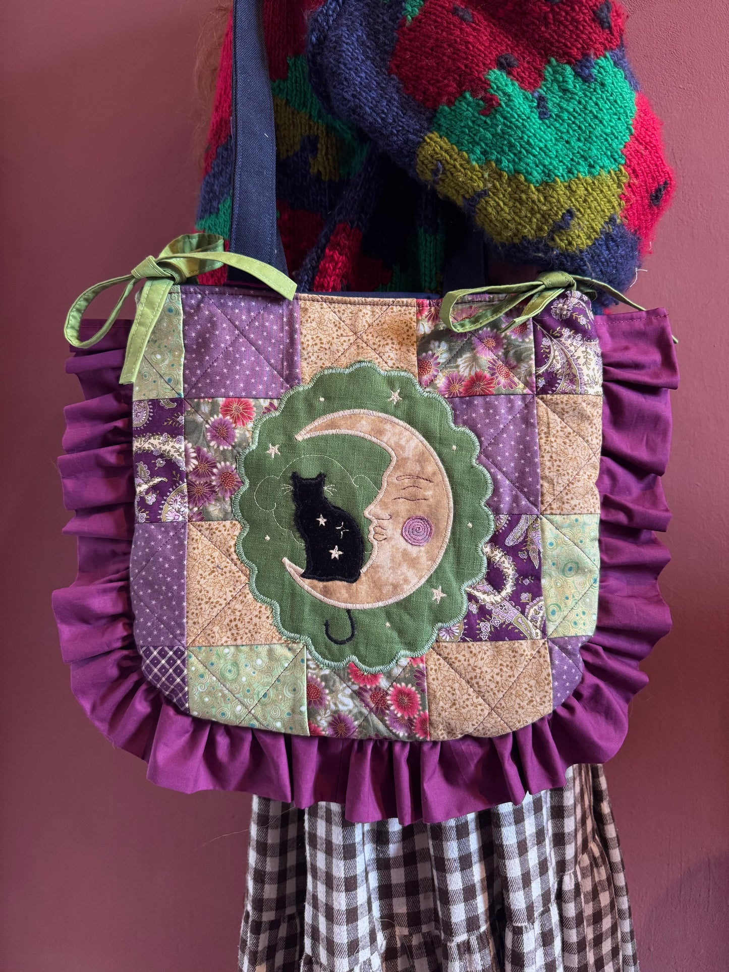 Quilted Frilly Moon/Cat(6)