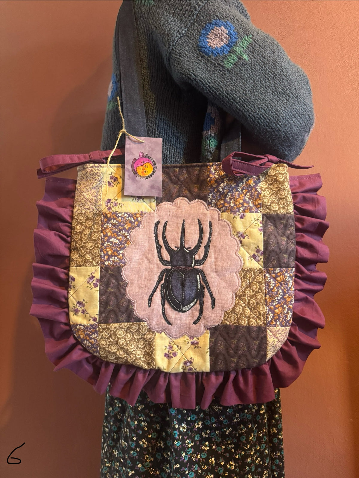 Frilly Patchwork Beetle(6)