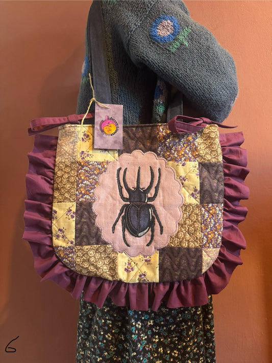 Frilly Patchwork Beetle(6)