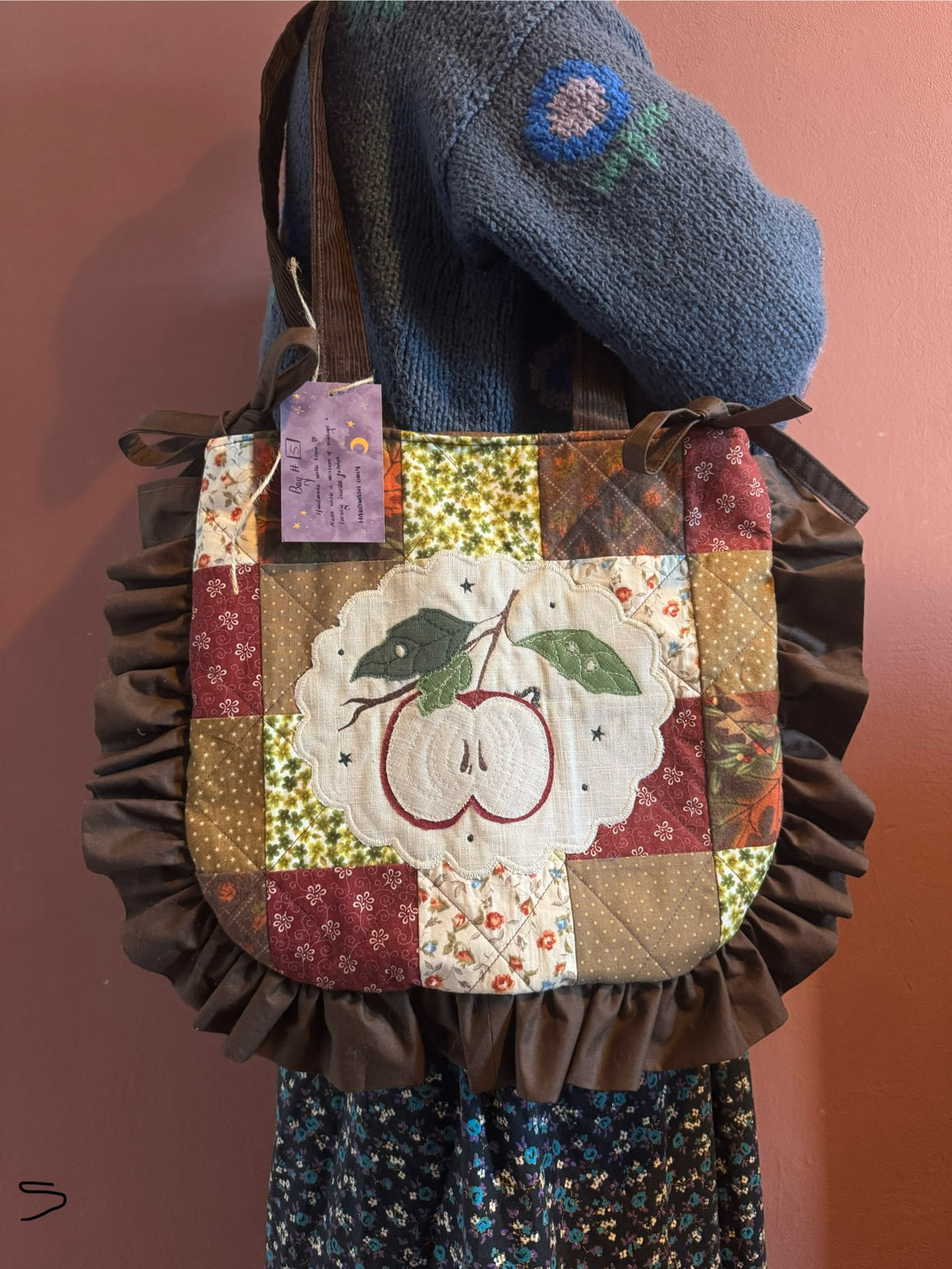 Frilly Patchwork Apple(5)