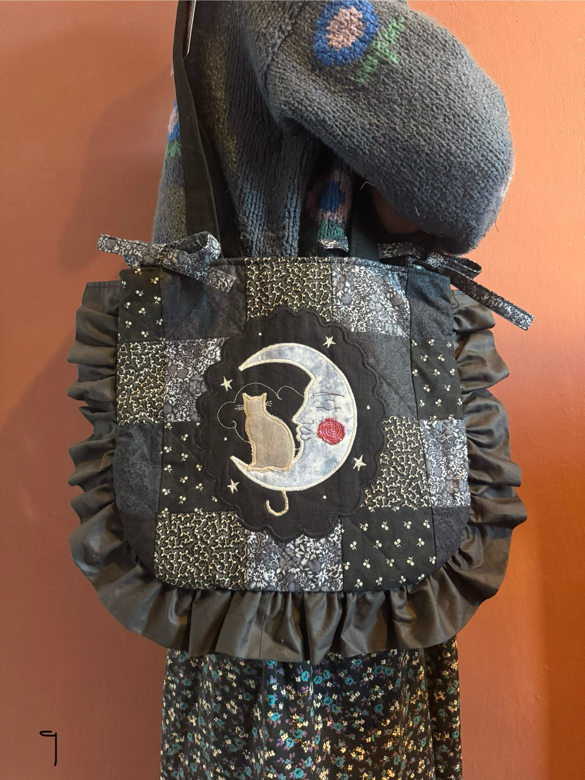Frilly Patchwork Moon/Cat(9)