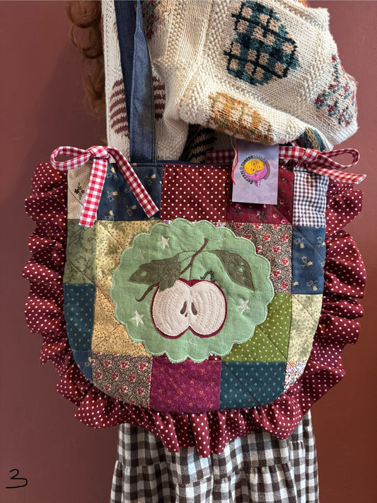 Frilly Quilted Patchwork Apple(3)