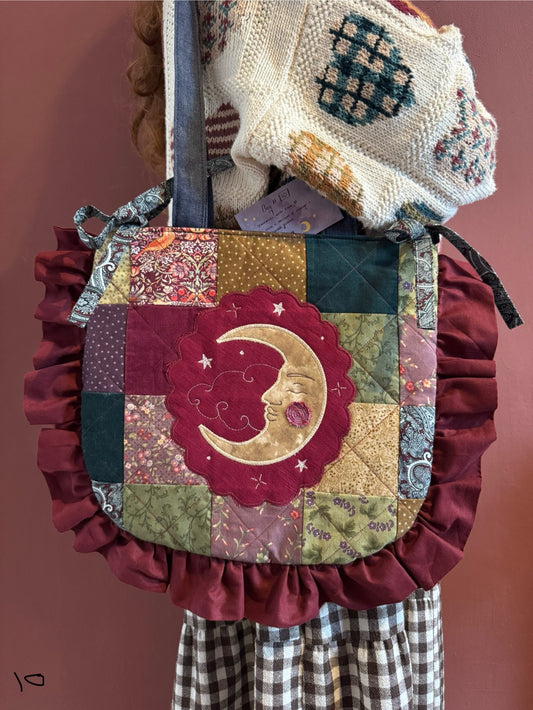 Frilly Quilted Patchwork Moon(10)