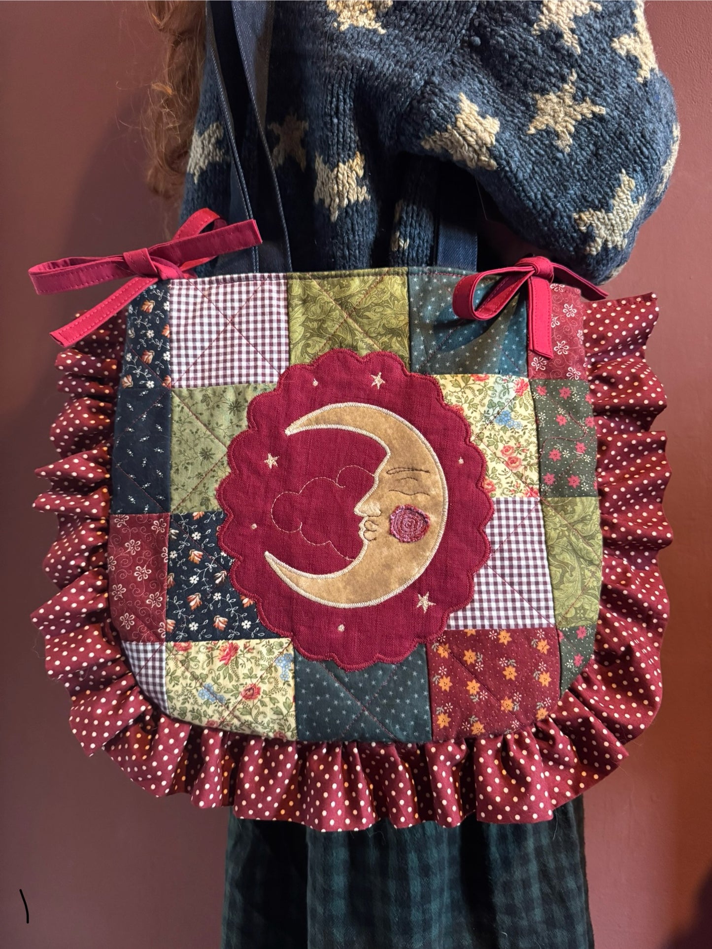 Frilly Patchwork Moon(1)